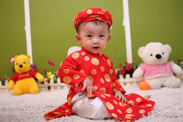 quần áo tết cho bé