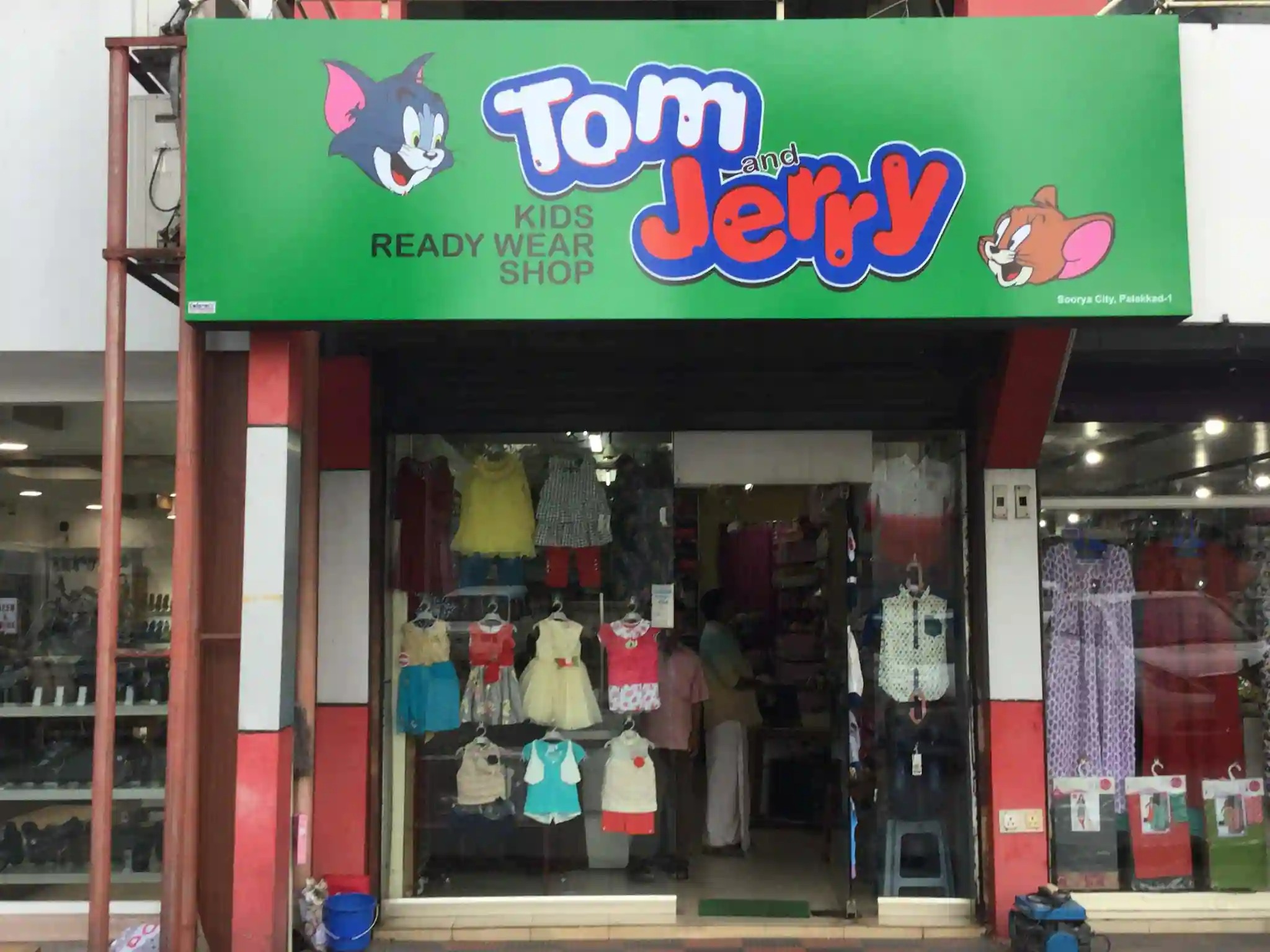 5+ Mẹo Đặt Tên Shop Quần Áo Hay, Dễ Nhớ, Độc Lạ | VALINGO
